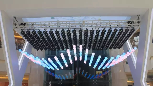 ���ø����c���R�Ǉ��H�̘I������ͥ�V��